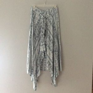 Forever 21 paisley skirt